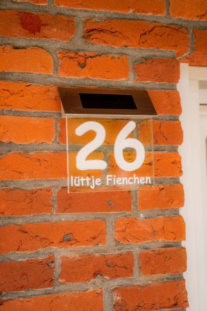 Kleines Ferienhaus Bei Greetsiel - Hunde Willkommen Крумхёрн Экстерьер фото